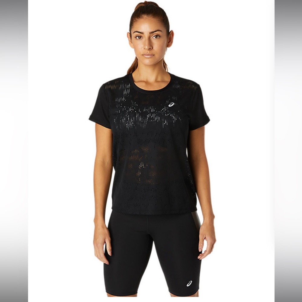 Running top, never worn without tags, women’s medium, color: black